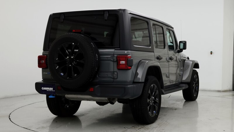 2023 Jeep Wrangler Unlimited Sahara 8