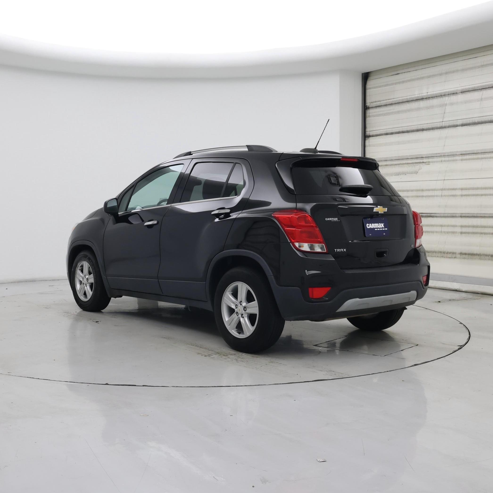 Thumbnail: 2019 Chevrolet Trax - 2