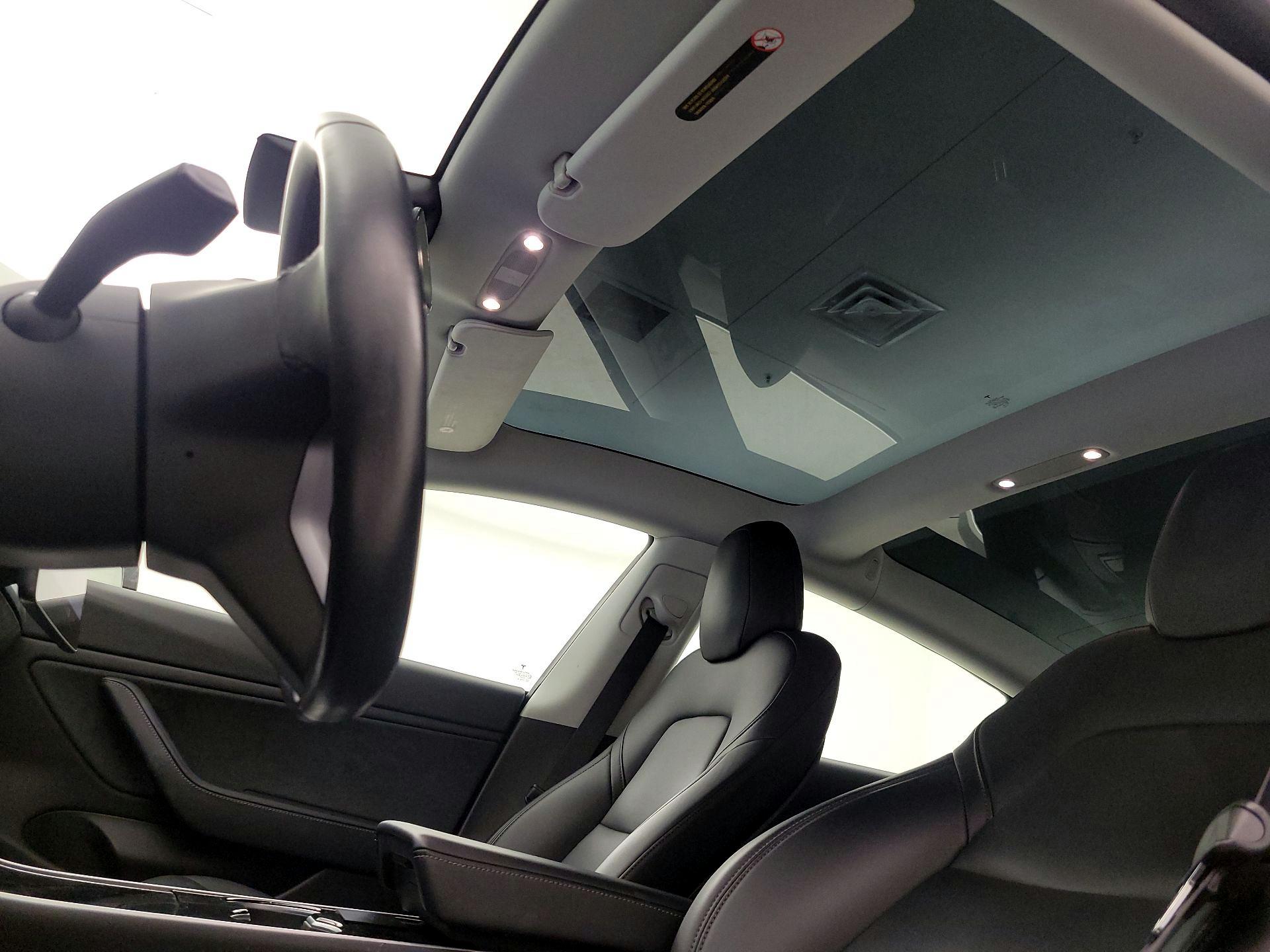 Thumbnail: 2019 Tesla Model 3 - 18
