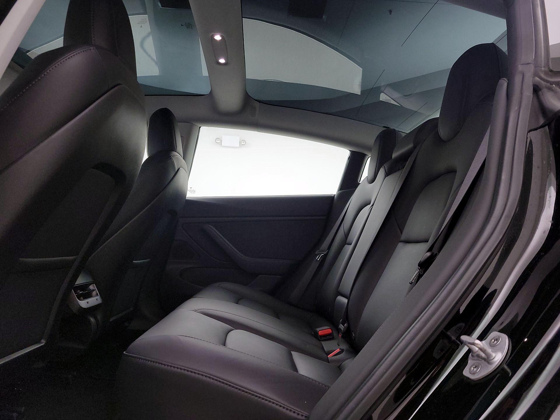 Thumbnail: 2019 Tesla Model 3 - 19