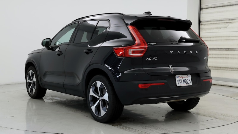 2024 Volvo XC40 B5 Plus 2