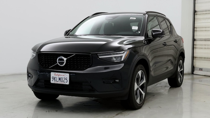 2024 Volvo XC40 B5 Plus 4