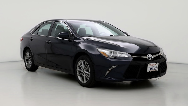 2016 Toyota Camry SE Hero Image