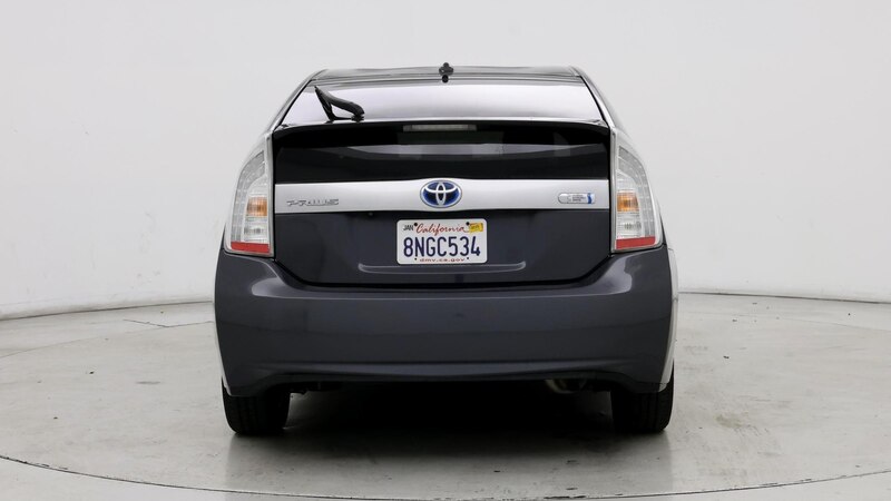 2014 Toyota Prius Plug-in 6