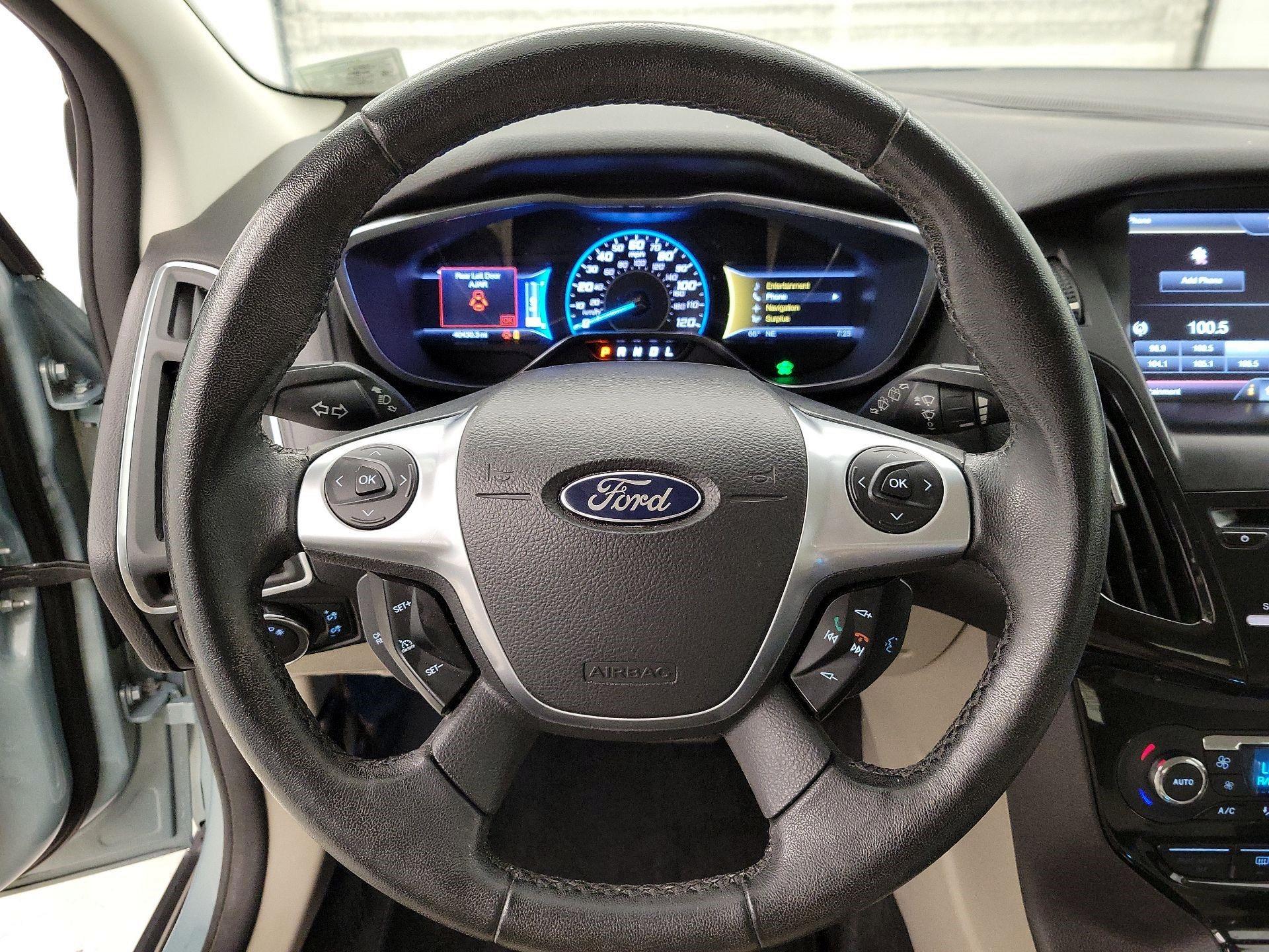 Thumbnail: 2014 Ford Focus - 10