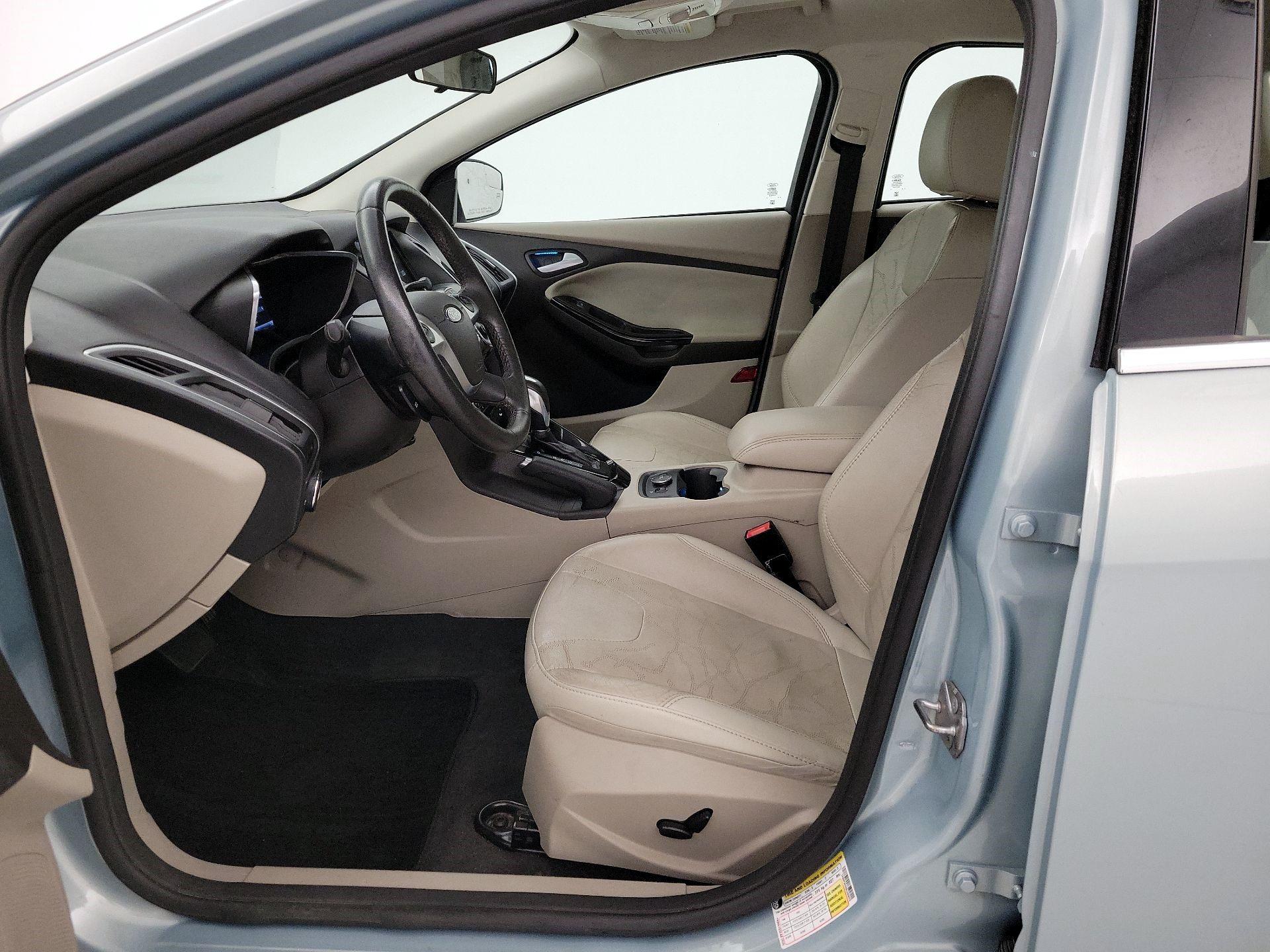 Thumbnail: 2014 Ford Focus - 11