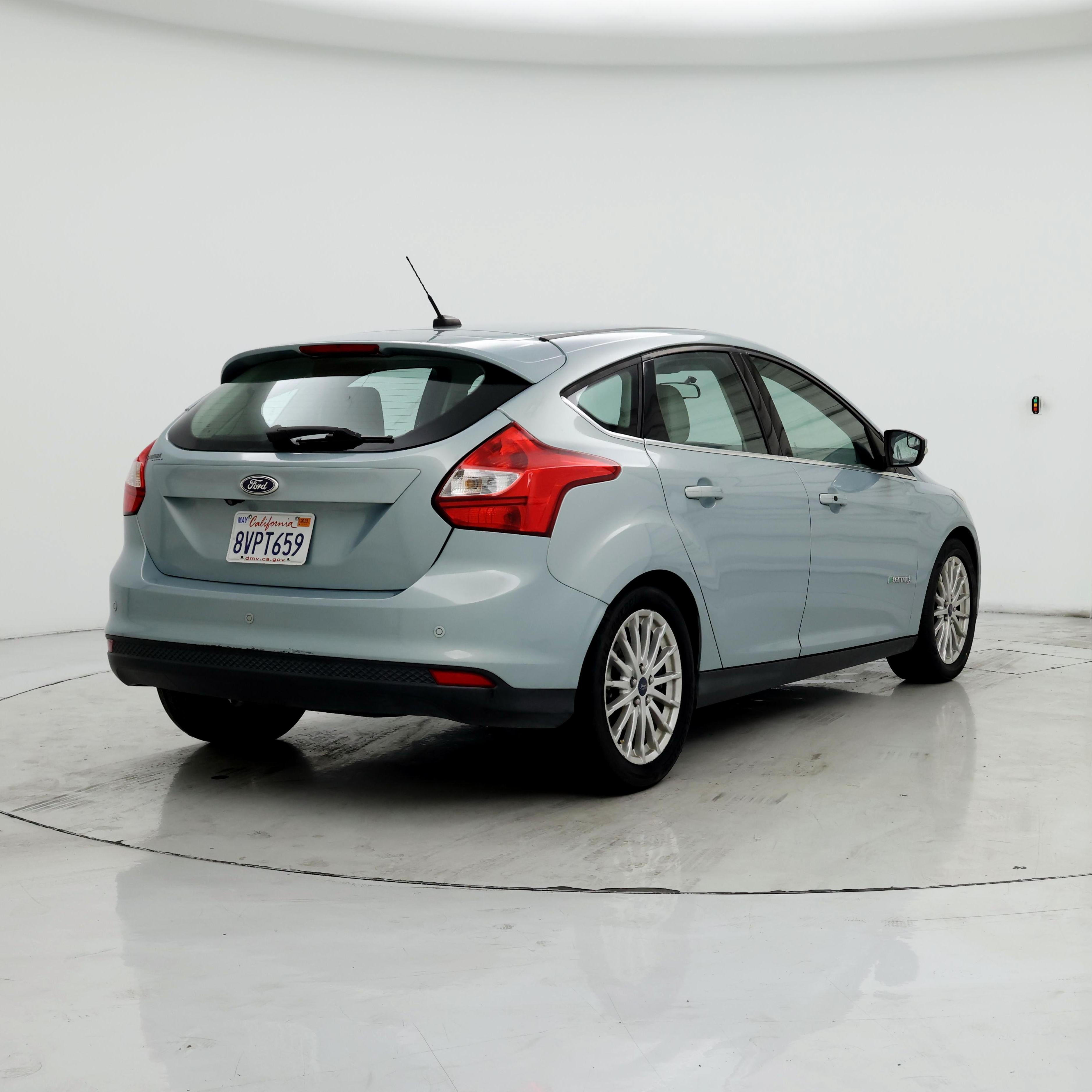 Thumbnail: 2014 Ford Focus - 8