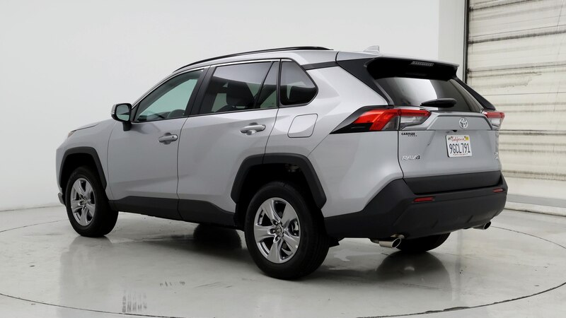 2023 Toyota RAV4 XLE 2