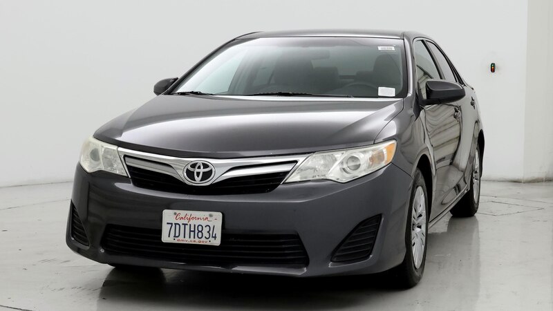 2014 Toyota Camry LE 4