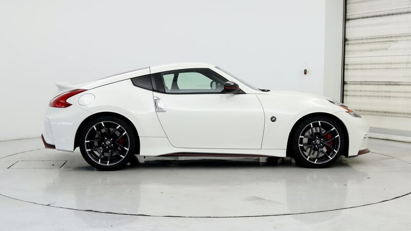 2015 Nissan Z NISMO 7