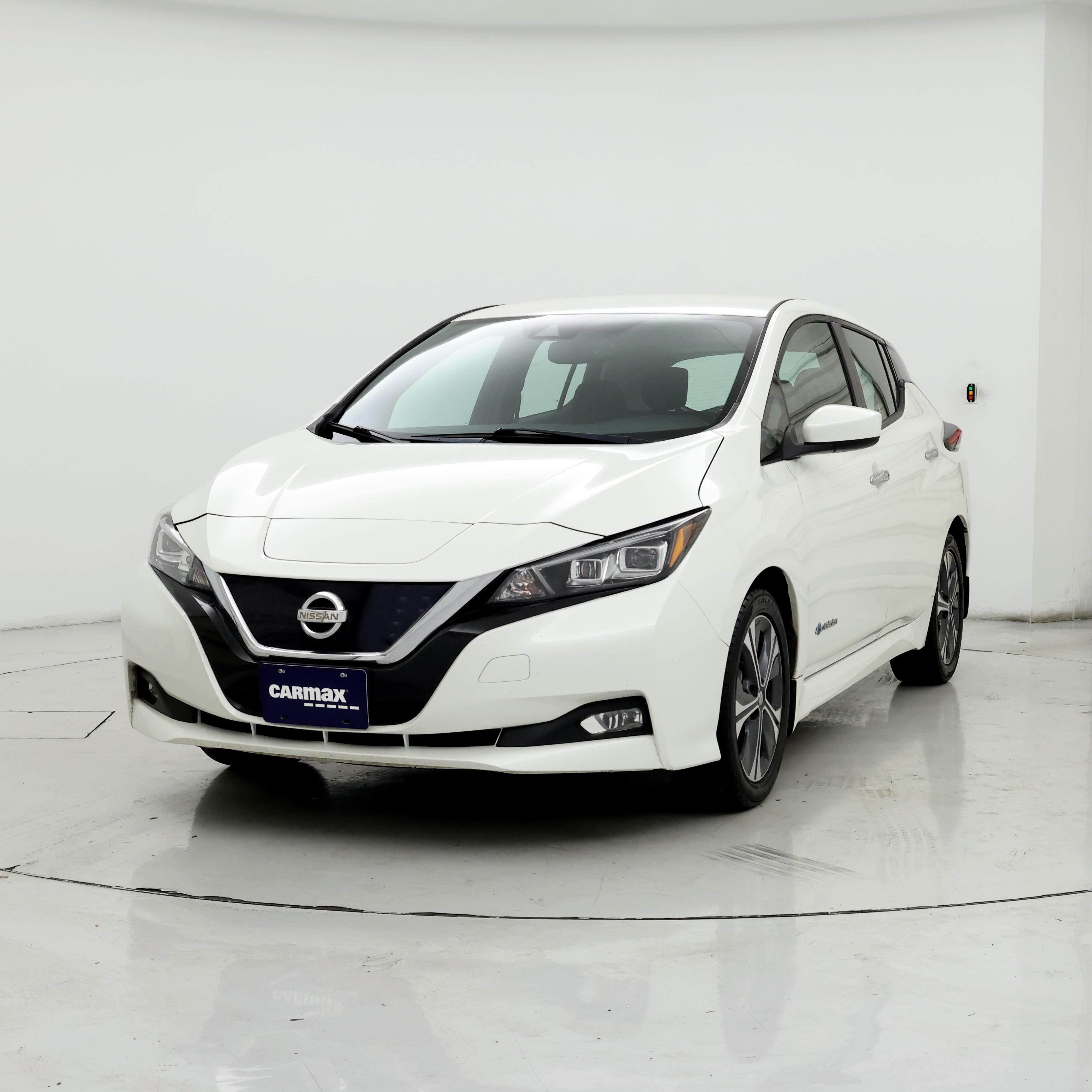 Thumbnail: 2019 Nissan Leaf - 4