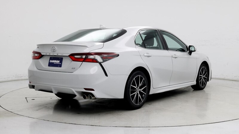 2023 Toyota Camry SE 8