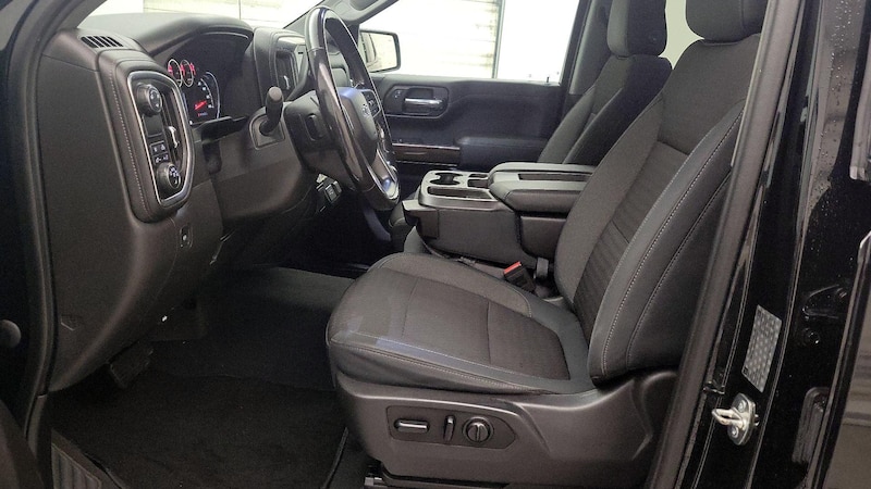 2019 Chevrolet Silverado 1500 RST 11