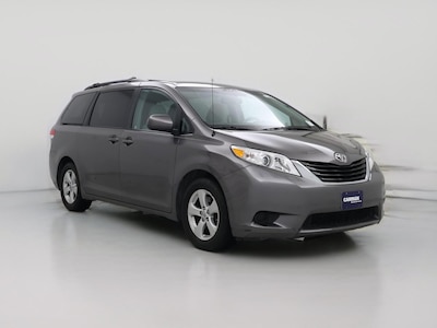 2014 Toyota Sienna LE -
                Sacramento, CA