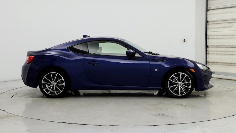 2017 Toyota 86  7