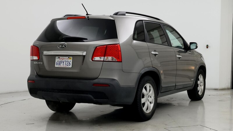 2013 Kia Sorento LX 8