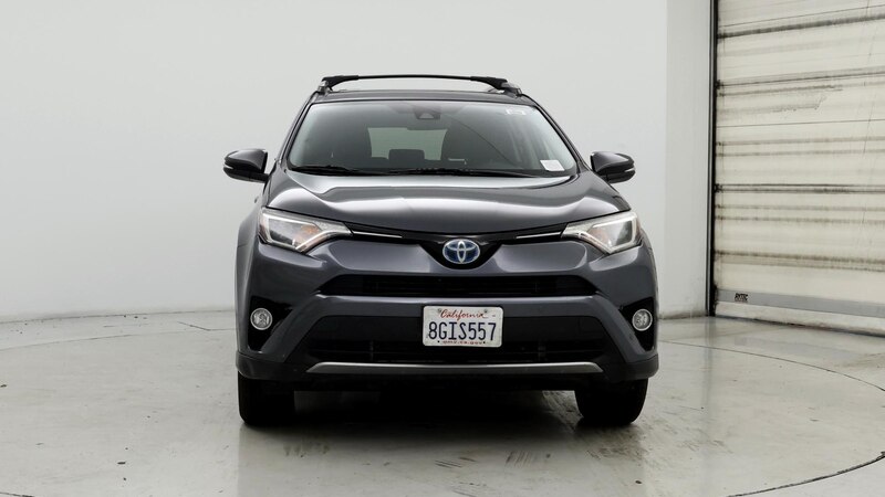 2018 Toyota RAV4 XLE 5