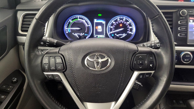 2019 Toyota Highlander XLE 10