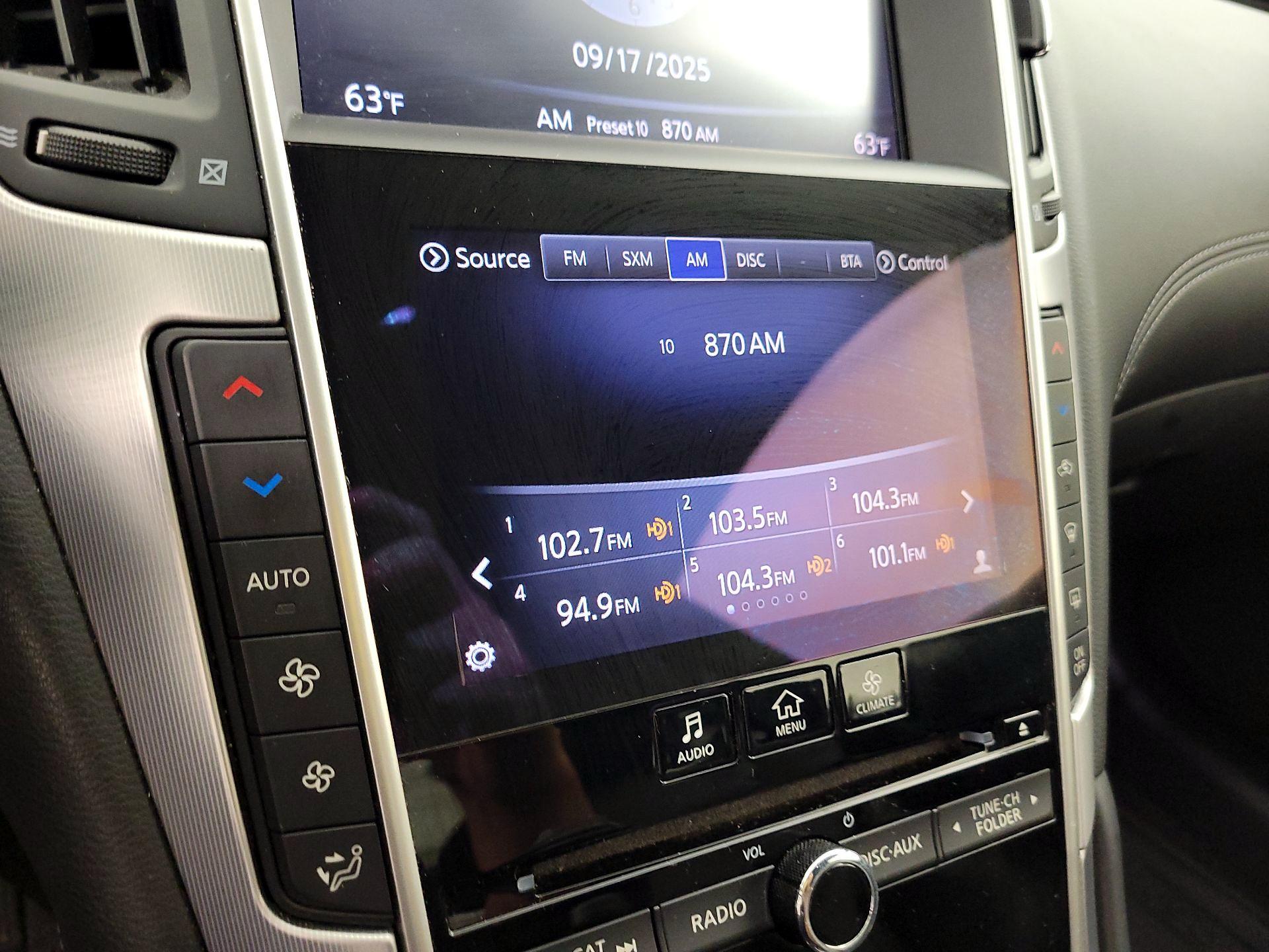 Thumbnail: 2017 INFINITI Q60 - 15