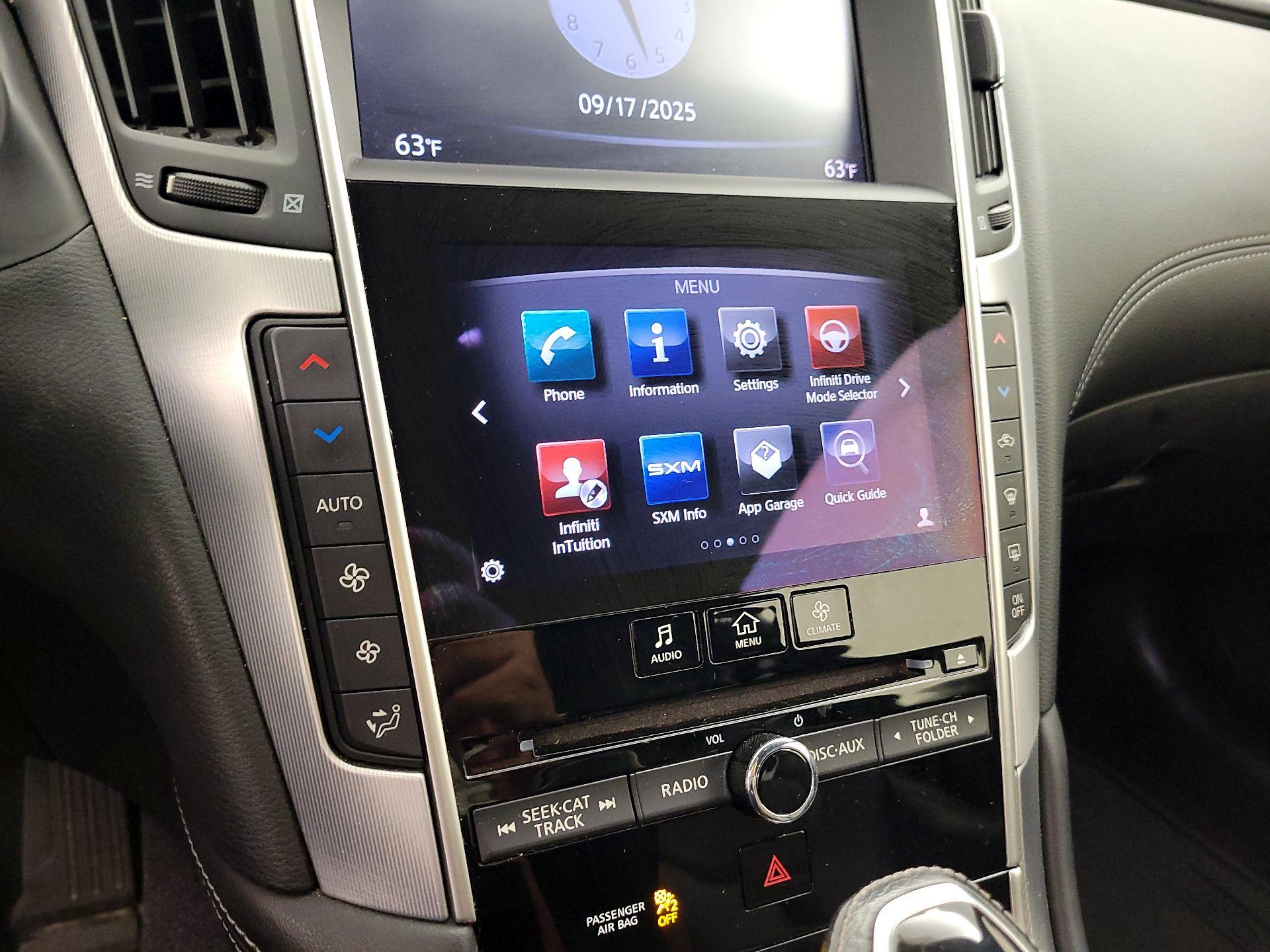 Thumbnail: 2017 INFINITI Q60 - 16