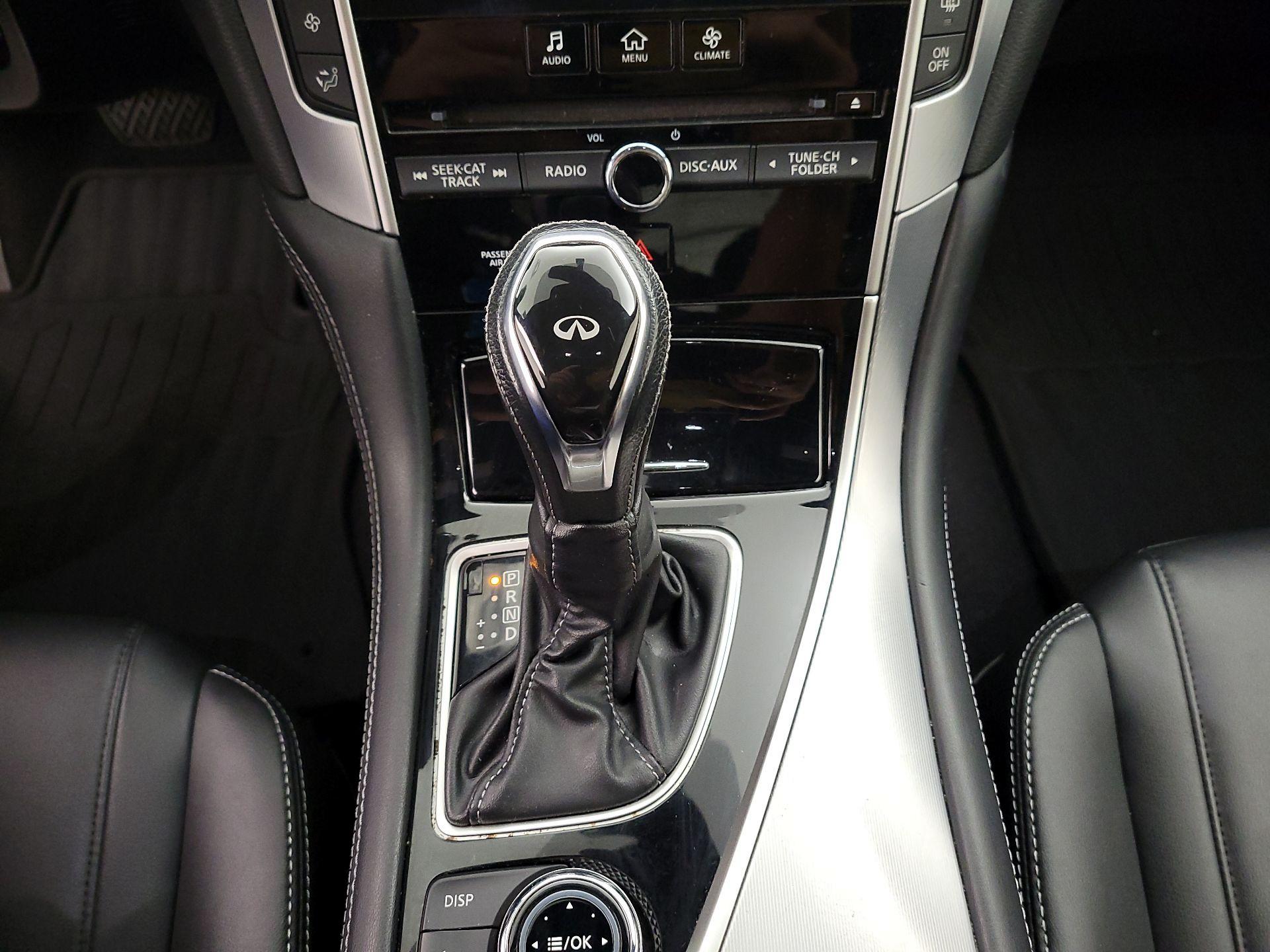 Thumbnail: 2017 INFINITI Q60 - 17