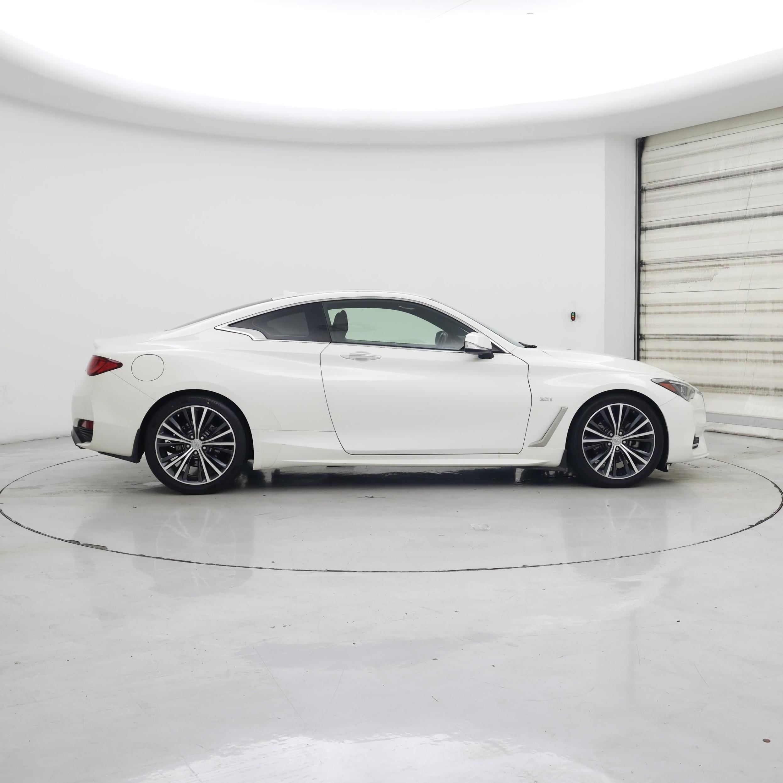 Thumbnail: 2017 INFINITI Q60 - 7