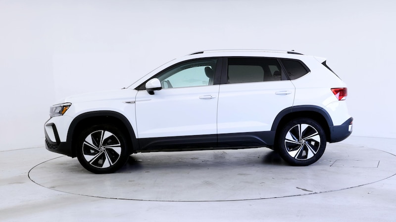 2024 Volkswagen Taos SE 3