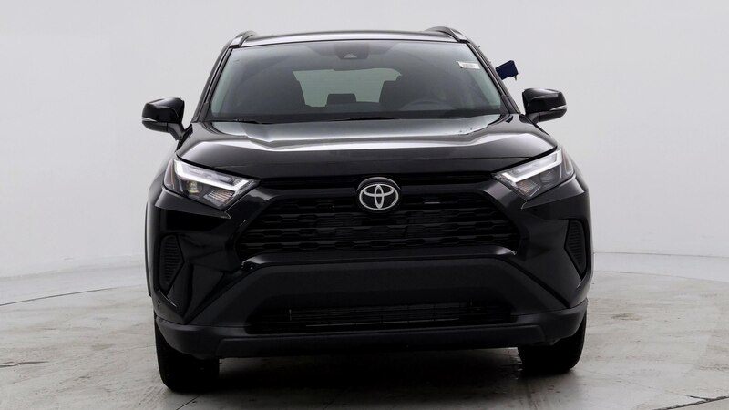 2022 Toyota RAV4 XLE 5