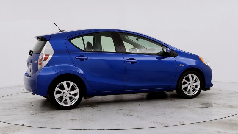 2013 Toyota Prius c Four 8