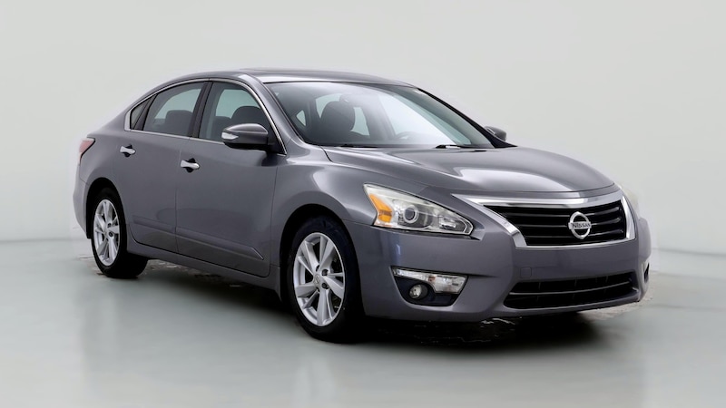 2015 Nissan Altima SV Hero Image