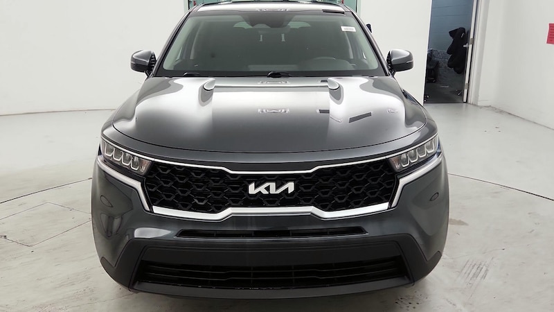 2022 Kia Sorento LX 2