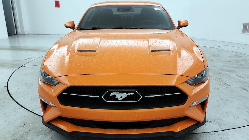 2020 Ford Mustang  2