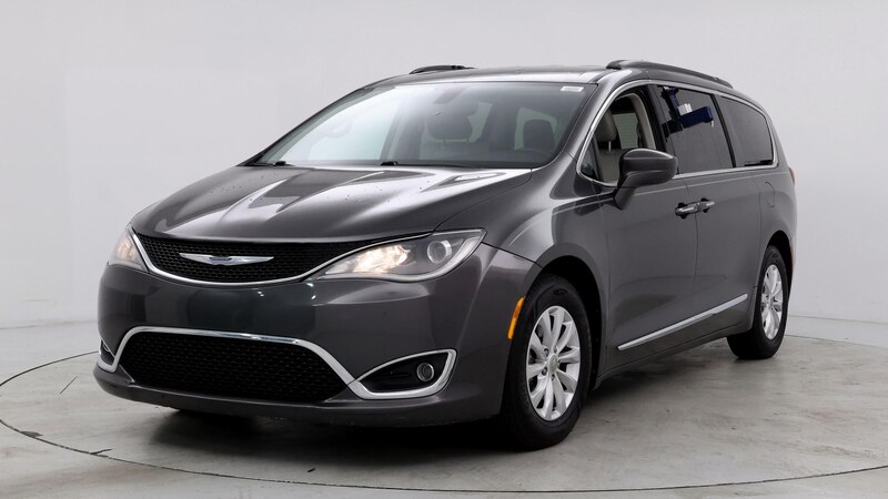 2017 Chrysler Pacifica Touring L 4