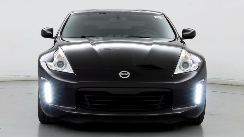 2016 Nissan Z Sport 5