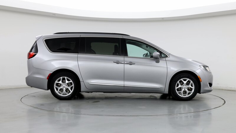 2017 Chrysler Pacifica Touring L 7