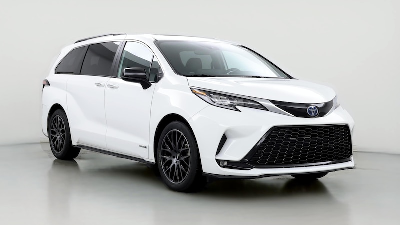 2021 Toyota Sienna XSE Hero Image