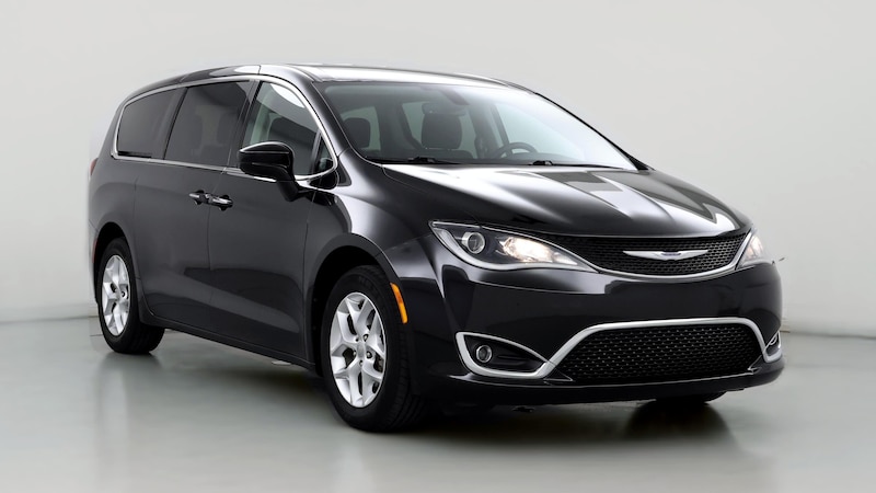 2020 Chrysler Pacifica Touring Hero Image