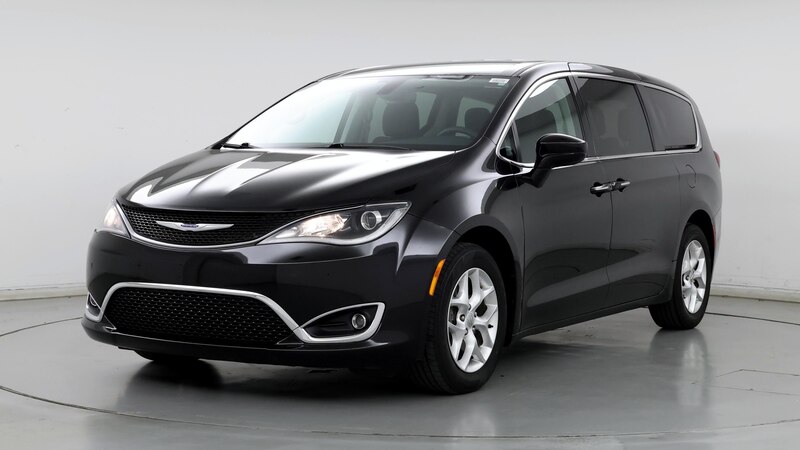 2020 Chrysler Pacifica Touring 4