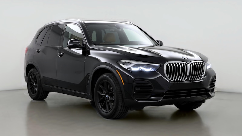 2022 BMW X5 sDrive40i Hero Image