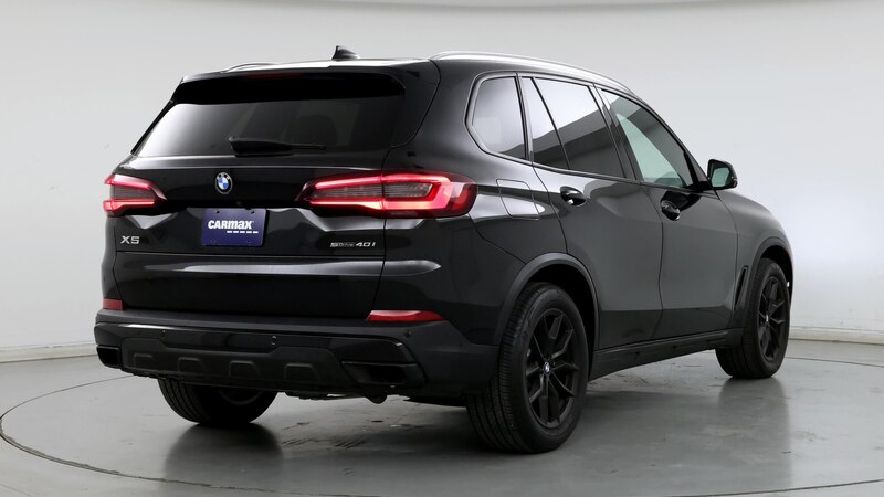 2022 BMW X5 sDrive40i 8