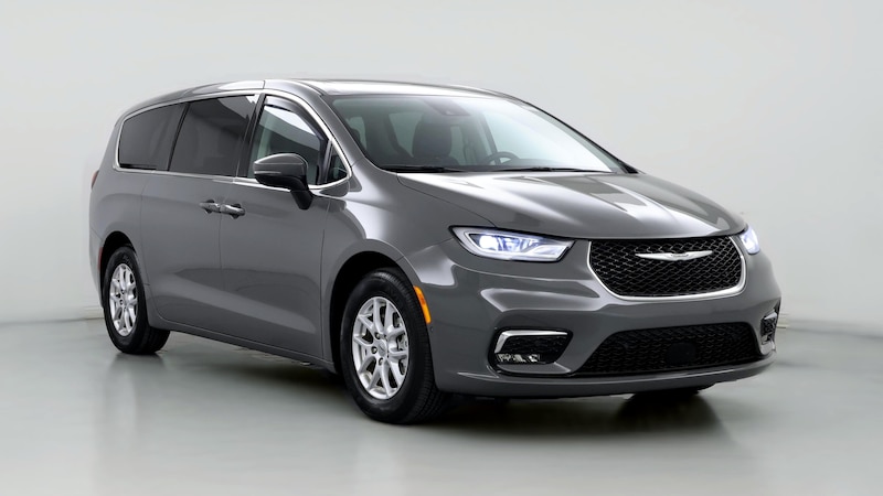 2023 Chrysler Pacifica Touring L Hero Image