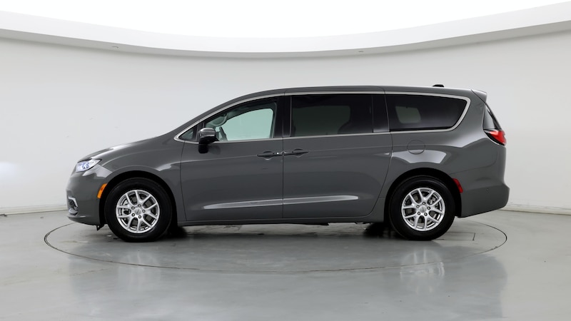 2023 Chrysler Pacifica Touring L 3