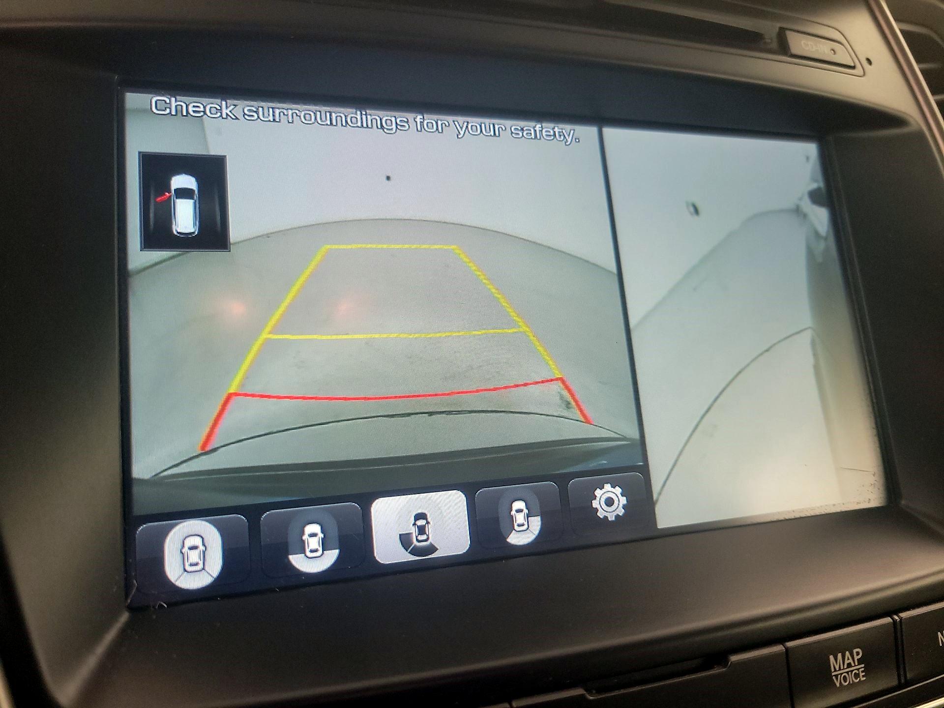 Thumbnail: 2017 Hyundai Santa Fe - 15