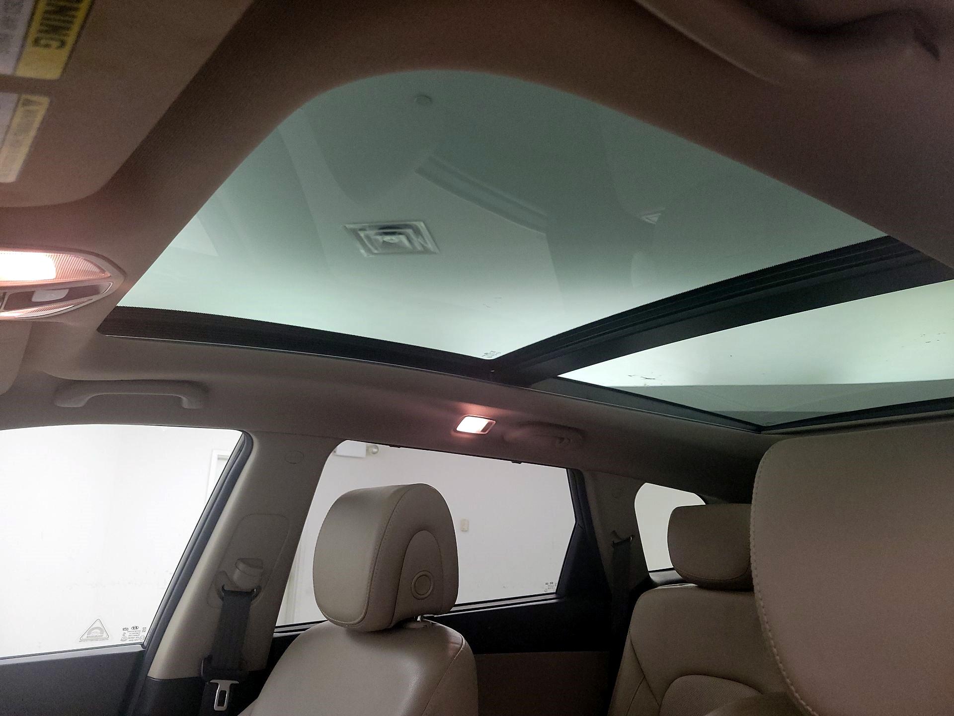 Thumbnail: 2017 Hyundai Santa Fe - 20