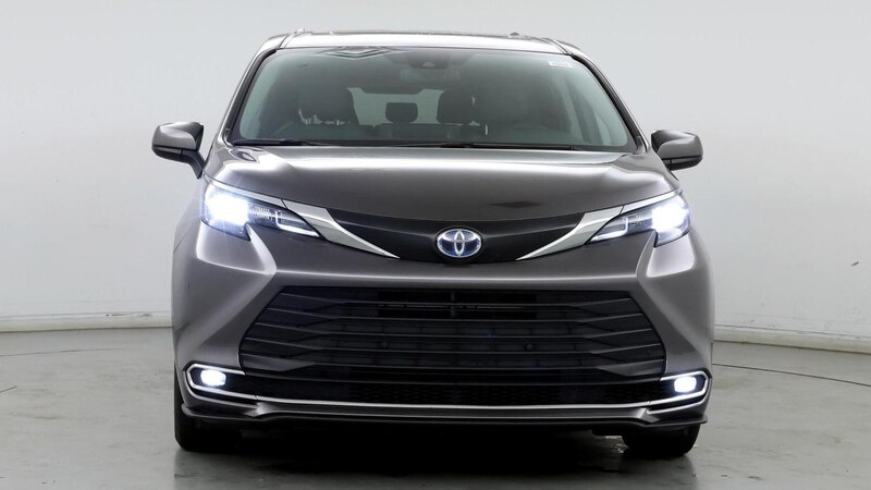 2024 Toyota Sienna XLE 5