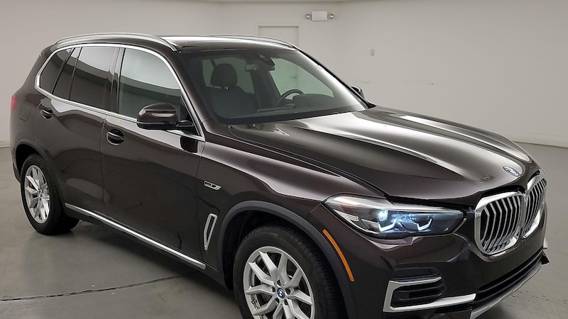 2022 BMW X5 xDrive45e Hero Image