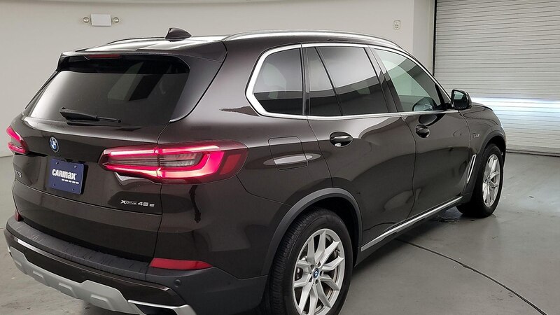 2022 BMW X5 xDrive45e 5