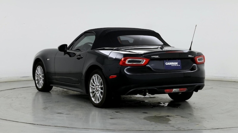 2018 Fiat 124 Spider Classica 2