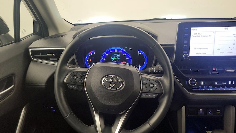 2022 Toyota Corolla Cross XLE 10