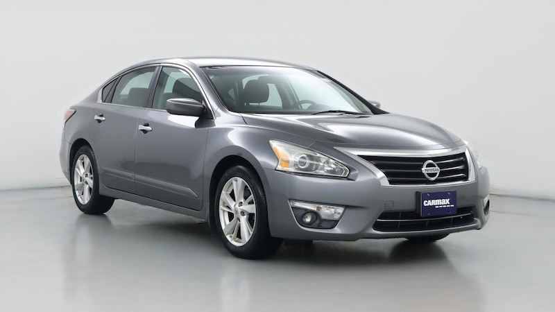 2015 Nissan Altima SV Hero Image